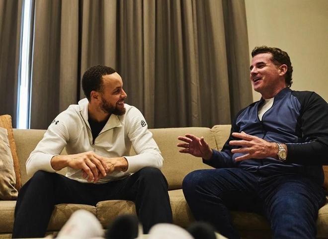 与阵容资产 与阵容资产